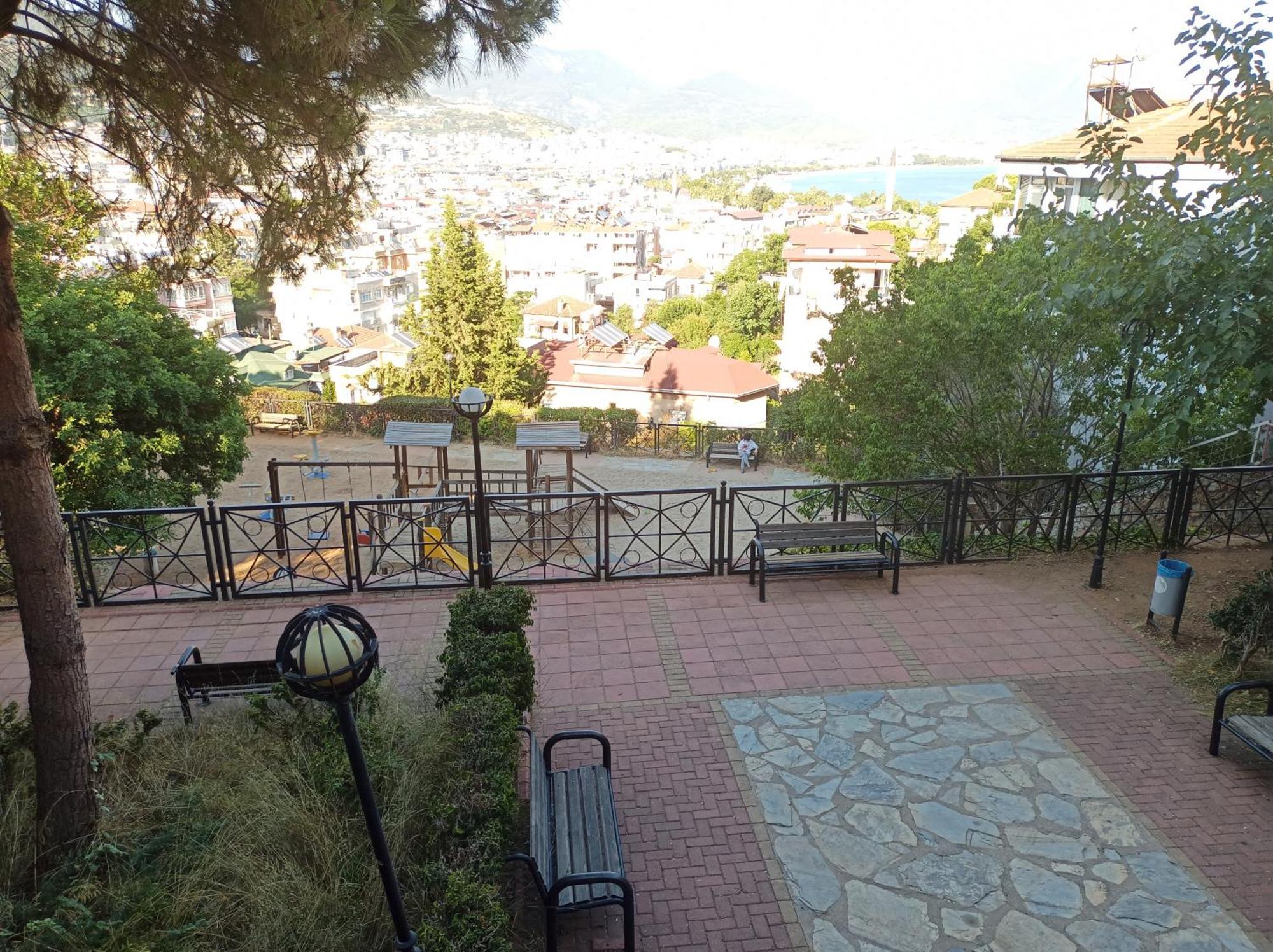 Beautiful Sultan House At Cleopatra Beach 1 With Umbrellas, Balcony, Barbecue, Private 100Mbps Wifi, Smart Tv, Table Games, Vip Trans-Fer - Beautiful Apartmenthouse อลันยา ภายนอก รูปภาพ