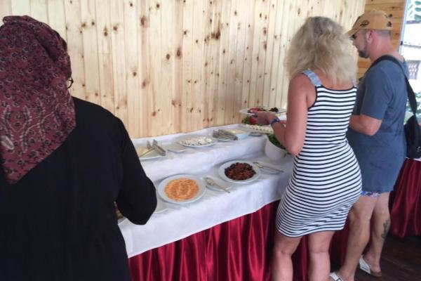 Beautiful Sultan House At Cleopatra Beach 1 With Umbrellas, Balcony, Barbecue, Private 100Mbps Wifi, Smart Tv, Table Games, Vip Trans-Fer - Beautiful Apartmenthouse อลันยา ภายนอก รูปภาพ