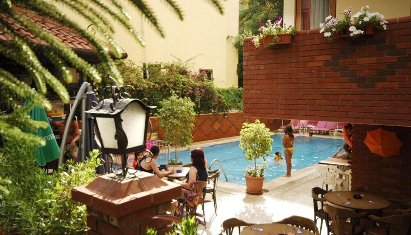 Beautiful Sultan House At Cleopatra Beach 1 With Umbrellas, Balcony, Barbecue, Private 100Mbps Wifi, Smart Tv, Table Games, Vip Trans-Fer - Beautiful Apartmenthouse อลันยา ภายนอก รูปภาพ